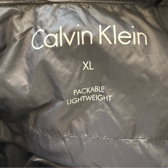 Calvin Klein packable lightweight women’s down Black Puffer Jacket size XL - Picture 5 of 7